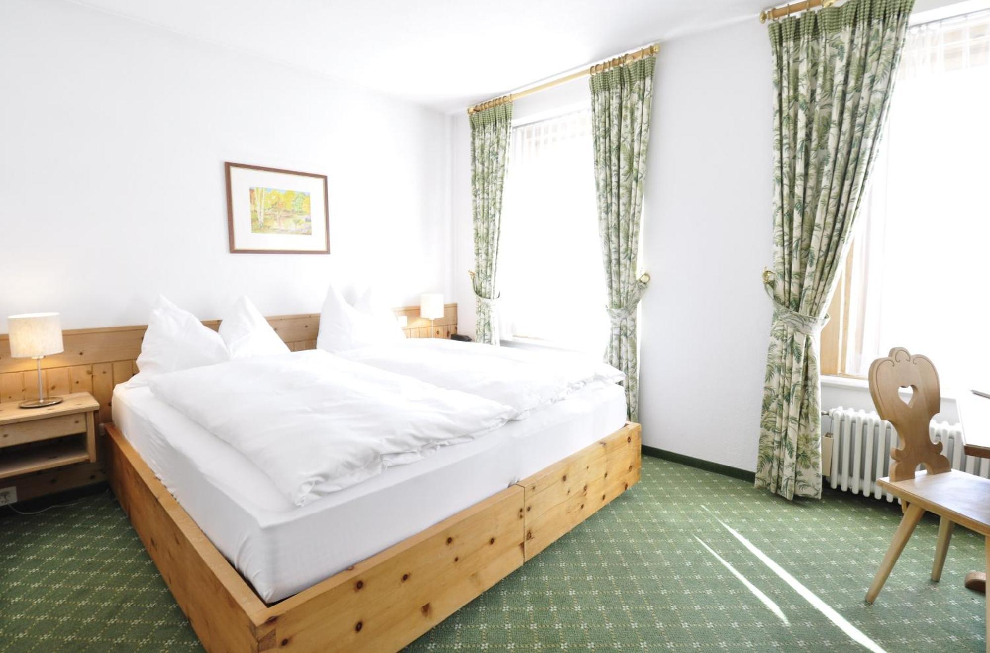Hotel Bernina Pontresina Ngoại thất bức ảnh