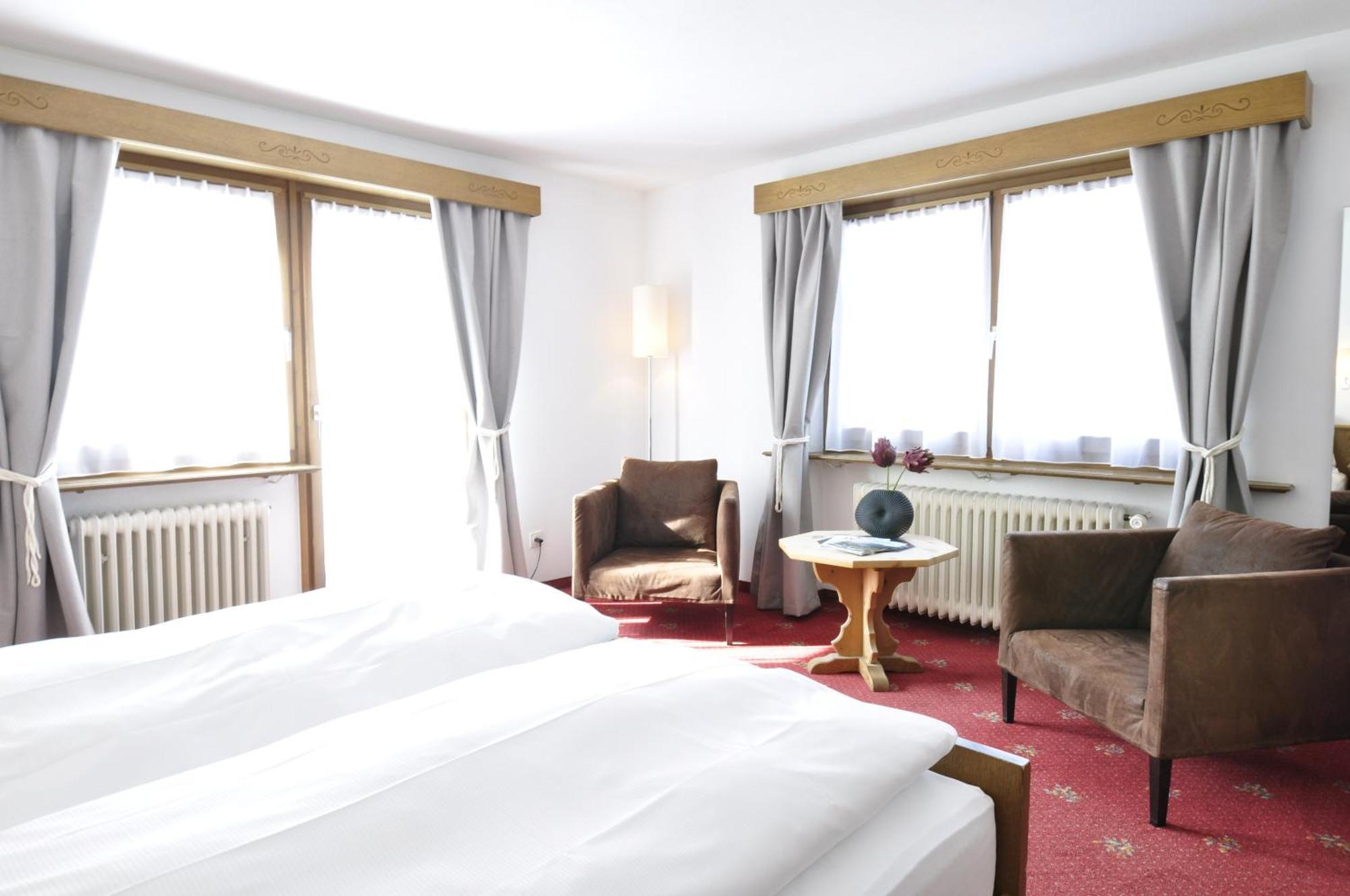 Hotel Bernina Pontresina Ngoại thất bức ảnh