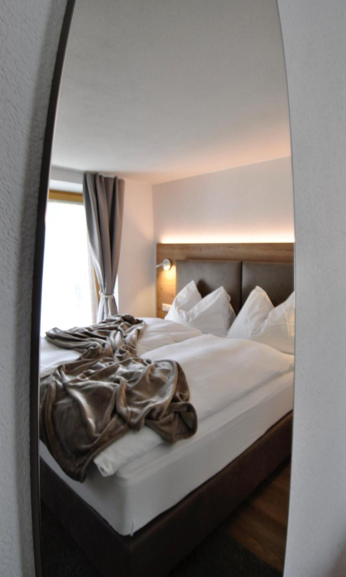 Hotel Bernina Pontresina Ngoại thất bức ảnh