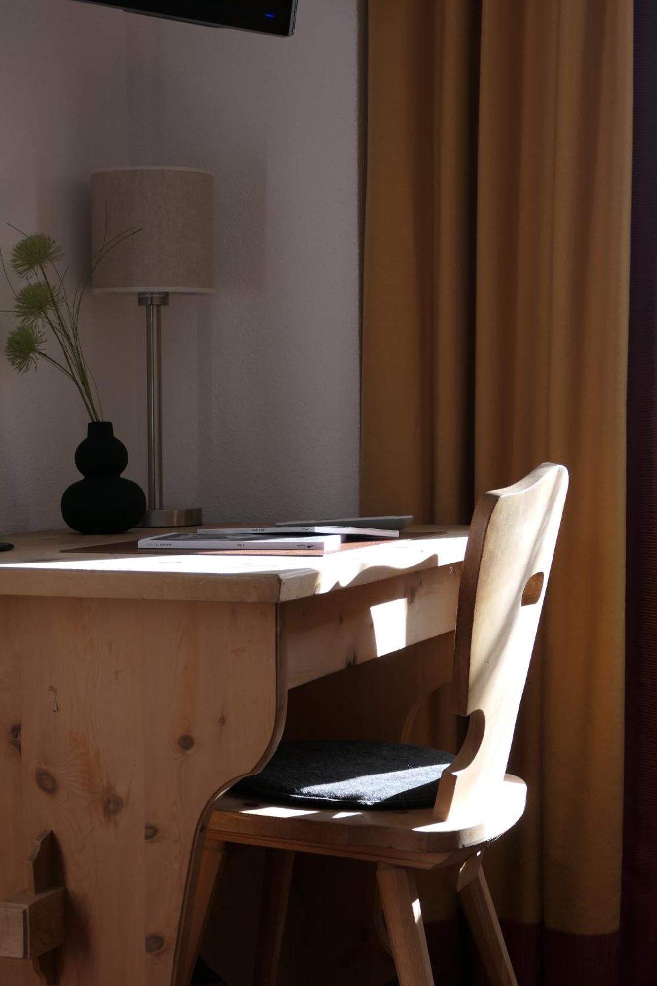 Hotel Bernina Pontresina Ngoại thất bức ảnh